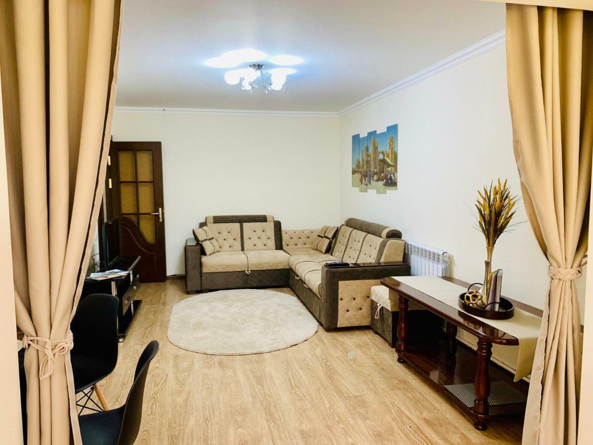 Samarkand Apartment Bagian luar foto